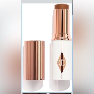 NIB Charlotte Tilbury unreal skin tint & glow shade #14